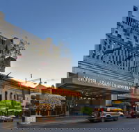 Holiday Inn Adelaide - Hotel Accommodation