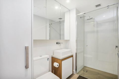 FV Iconic Designer APT, Parking, Near CBD Qfv147-14 - Hotel Accommodation 4