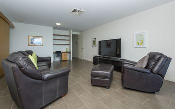 1 Bright Point Apartment 5501 - Hotel Accommodation 6
