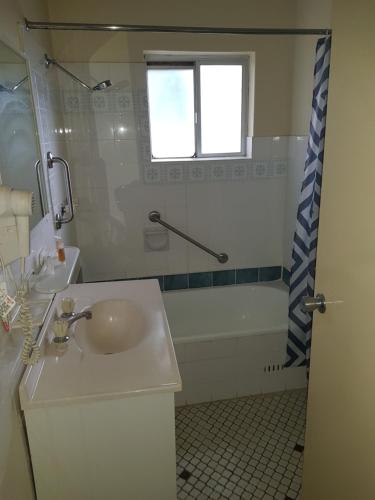 Blue Mountain Motel - Hotel Accommodation 4