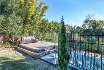 Spacious 4 Bedroom House The Hill - Hotel Accommodation 6