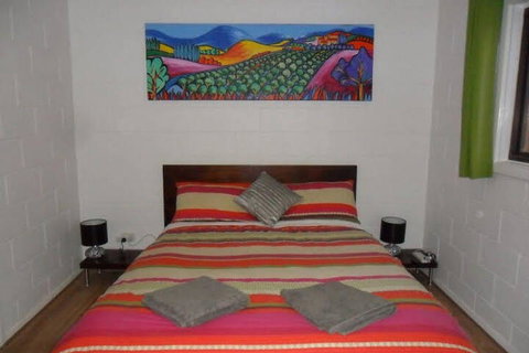 The Pickers Hut - Hotel Accommodation 4