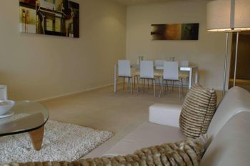 Executive Elwood Apartment - Hotel Accommodation 5