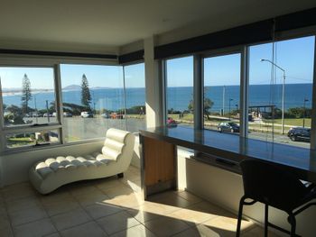 Headlands 24 - Hotel Accommodation 4