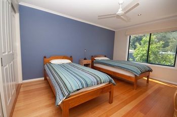 Holiday Makers - Hotel Accommodation 0