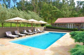 Araluen Lodge & Villas - Hotel Accommodation 1