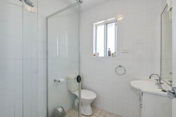 Renovated Apartment With Pool - Hotel Accommodation 2