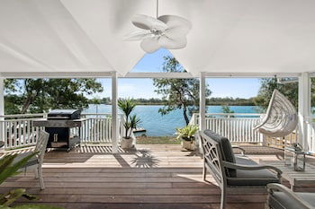 Summerville House - Hotel Accommodation 0