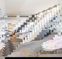 2bed Apartment Modern Home for 4 at Chatswood - Hotel Accommodation