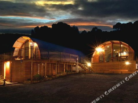 Bruny Island Accommodation 43 Degrees Beachside Studio Spa Apartments (1) - Hotel Accommodation 0