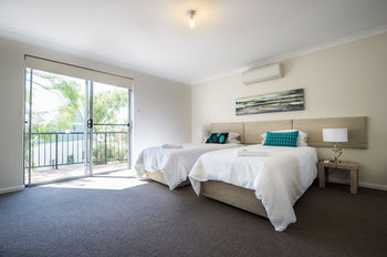 Forte Capeview Apartments - Hotel Accommodation 1