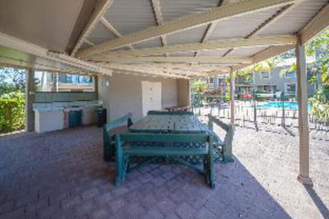 2 Bedroom Apartment Carindale - Hotel Accommodation 2