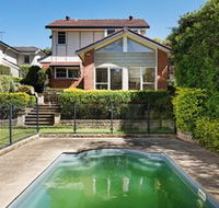 SYDNEY FAMILY HOME WITH POOL H344 - Hotel Accommodation