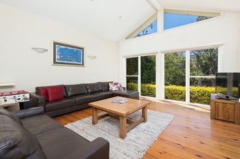 SYDNEY FAMILY HOME WITH POOL H344 - Hotel Accommodation 6