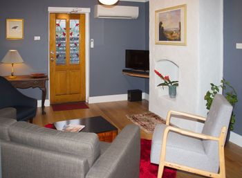 Heritage Listed Georgian Cottage - Hotel Accommodation 0