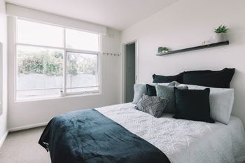 Cosy Melbourne Apartment Close To CBD - Hotel Accommodation 5
