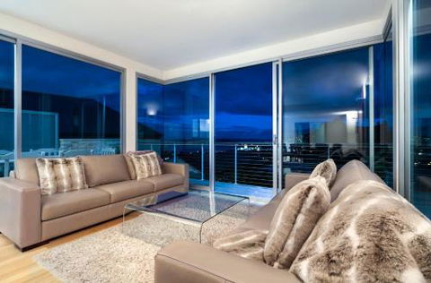 Library House - Hotel Accommodation 1