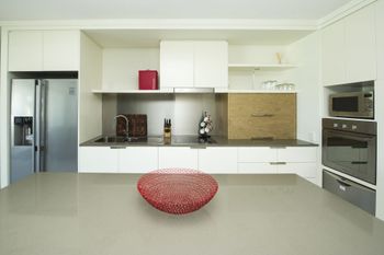 Blue On Blue Apartment 811 - Hotel Accommodation 5