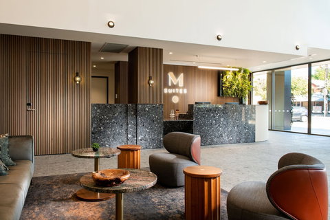 Majestic M Suites - Hotel Accommodation 2