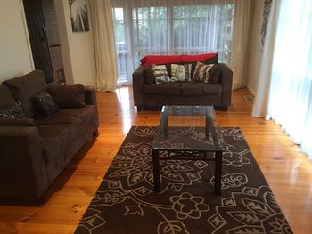 Australian Home Away Doncaster Elgar 2 - Hotel Accommodation 4