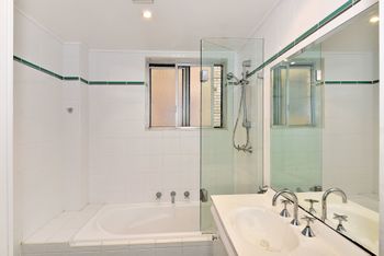 Parklea 5 - Hotel Accommodation 2