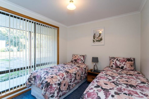 Acton Park Holiday Units - Hotel Accommodation 1