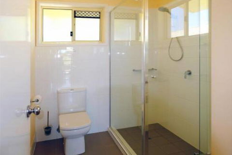 At Cylinder Unit 3 - Hotel Accommodation 4