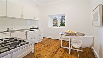 The Apartment Service LB002 - Hotel Accommodation 2