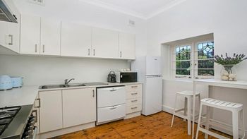 The Apartment Service LB002 - Hotel Accommodation 1