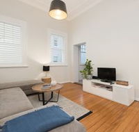Spacious One Bedroom Heart of Potts Point H333 - Hotel Accommodation