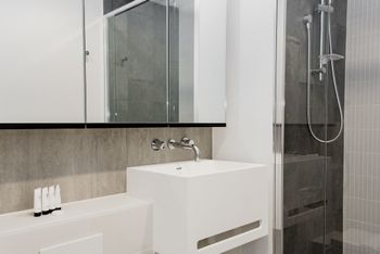 Avant Tower Apartment - Hotel Accommodation 3