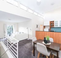 2 Bedroom Balcony Terrace near Kings Cross - Hotel Accommodation