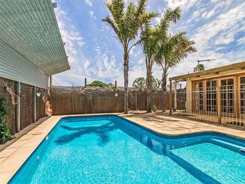 Hidden Oasis - Hotel Accommodation 1