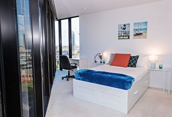 Watergate - Hotel Accommodation 1