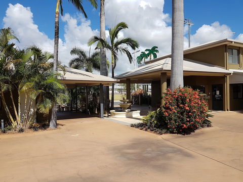 Rockhampton Palms Motor Inn - Hotel Accommodation 2