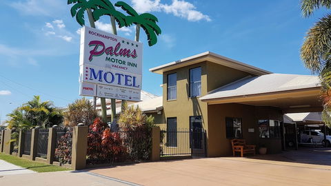 Rockhampton Palms Motor Inn - Hotel Accommodation 0