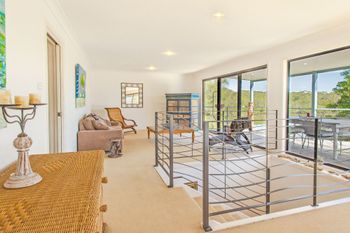 Spinnakers Loft 3 Bed Apartment - Hotel Accommodation 0