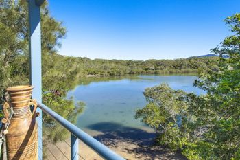 Spinnakers Loft 3 Bed Apartment - Hotel Accommodation 1