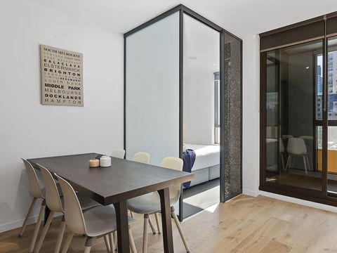 CHARLOTTE Manhatten Building Near Spencer St. & Southern Cross Station - Hotel Accommodation 4