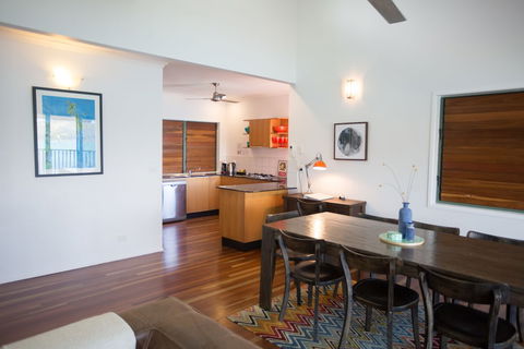 Casuarina 13 On Hamilton Island - Hotel Accommodation 2