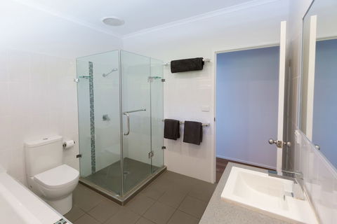 Casuarina 13 On Hamilton Island - Hotel Accommodation 5
