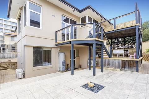 Scarborough Seaview Loft - Hotel Accommodation 0