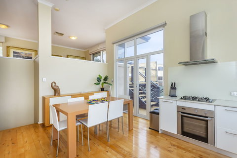 Scarborough Seaview Loft - Hotel Accommodation 3