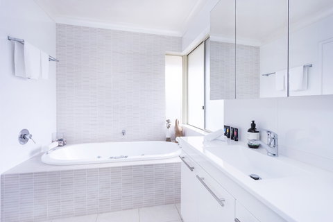 Scarborough Seaview Loft - Hotel Accommodation 4