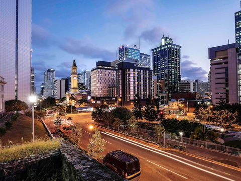Mercure Brisbane King George Square - Hotel Accommodation 2