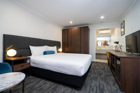Comfort Inn Governor Macquarie - Hotel Accommodation 2