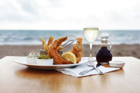 Seacrest Beachfront Holiday Apartments - Hotel Accommodation 6
