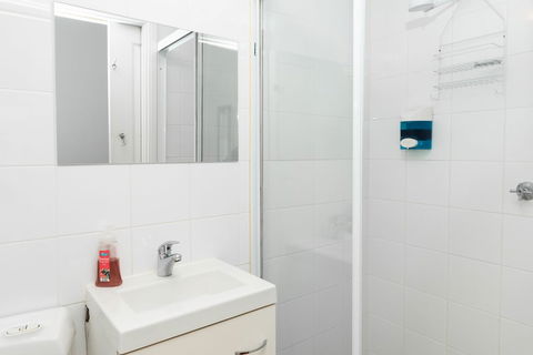 Manly's Hidden Gem - Hotel Accommodation 4