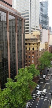 Madison Carrington Apartments - Hotel Accommodation 0