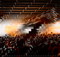 Cosmo on Bank - Hotel Accommodation